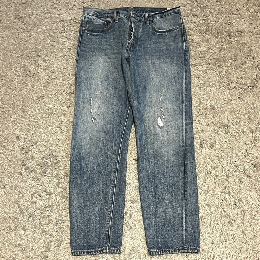 Levi's Medium Wash High Rise Button-Fly Tapered Leg Denim Jeans Womens sz 30